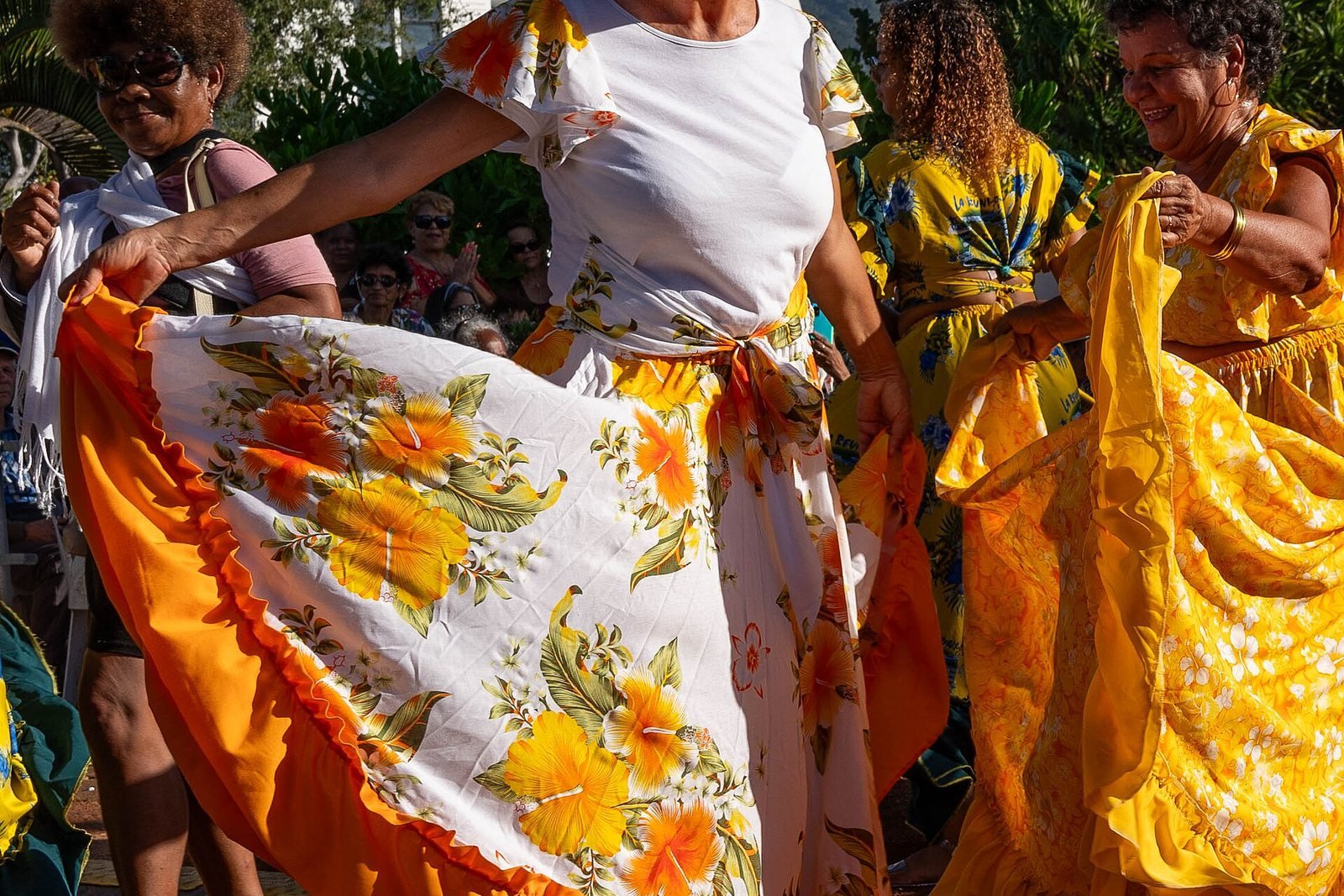 Maloya dancers in Réunion